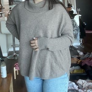 Saks fifth avenue cashmere sweater
